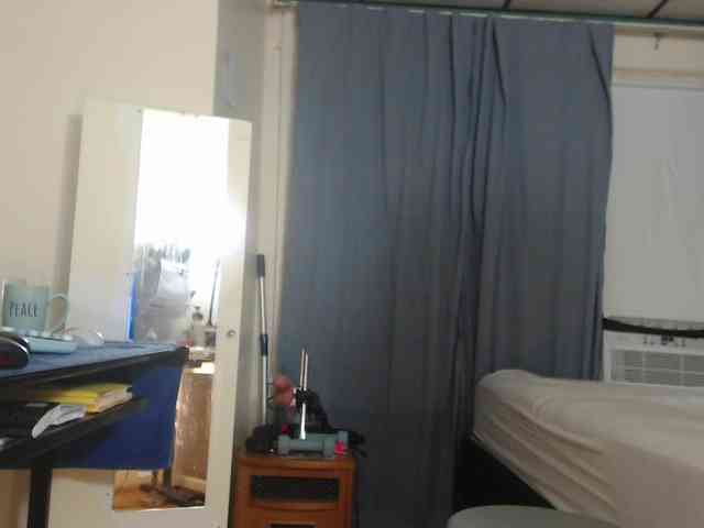 FIXMYASSTOO webcam