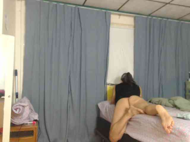 FIXMYASSTOO webcam