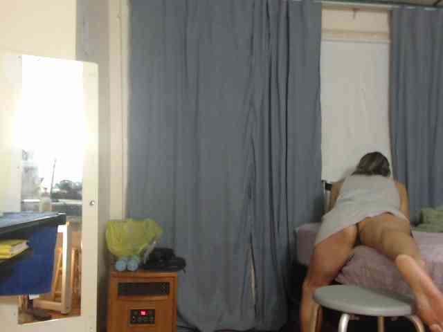 FIXMYASSTOO webcam
