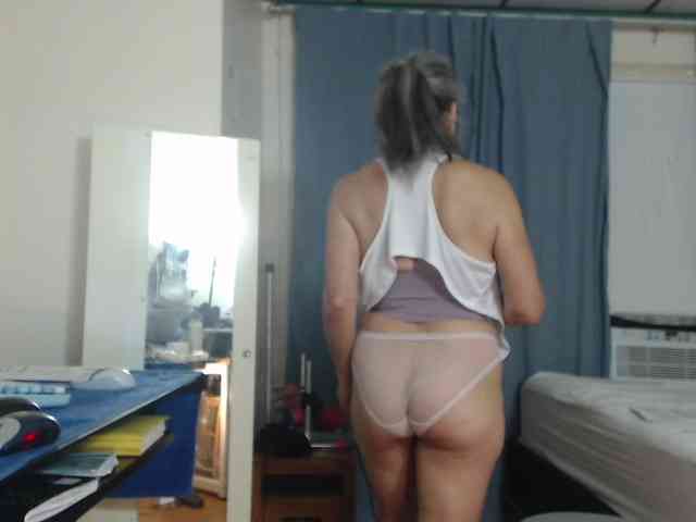 FIXMYASSTOO webcam