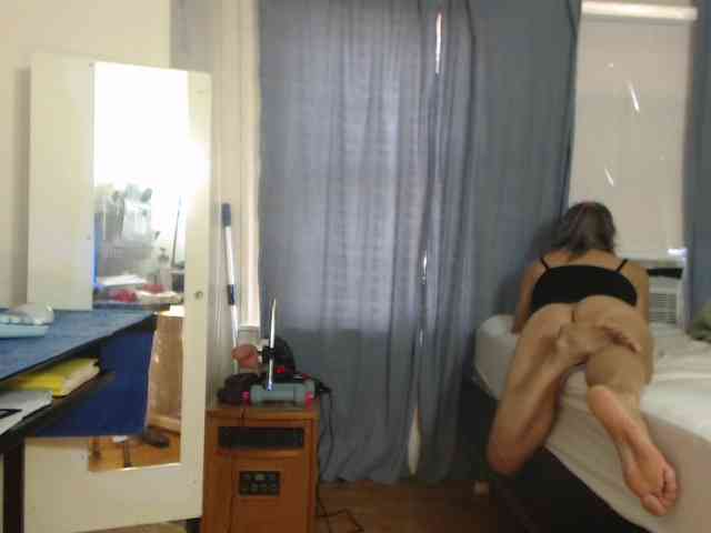 FIXMYASSTOO webcam