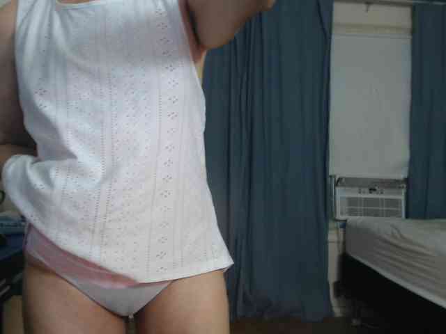 FIXMYASSTOO webcam