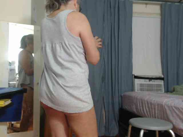 FIXMYASSTOO webcam