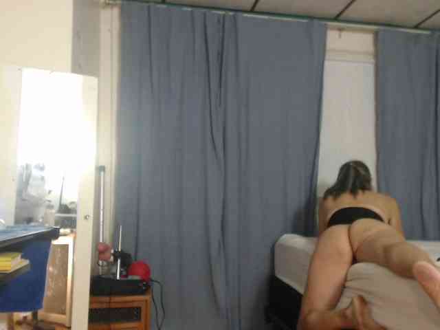 FIXMYASSTOO webcam