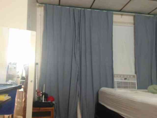 FIXMYASSTOO webcam