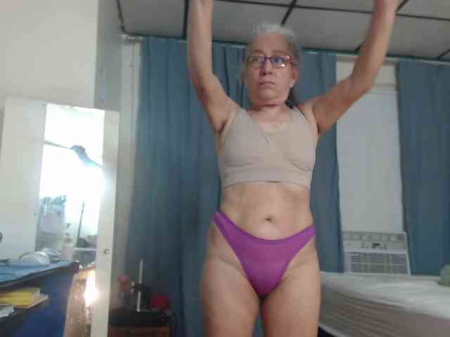 FIXMYASSTOO webcam