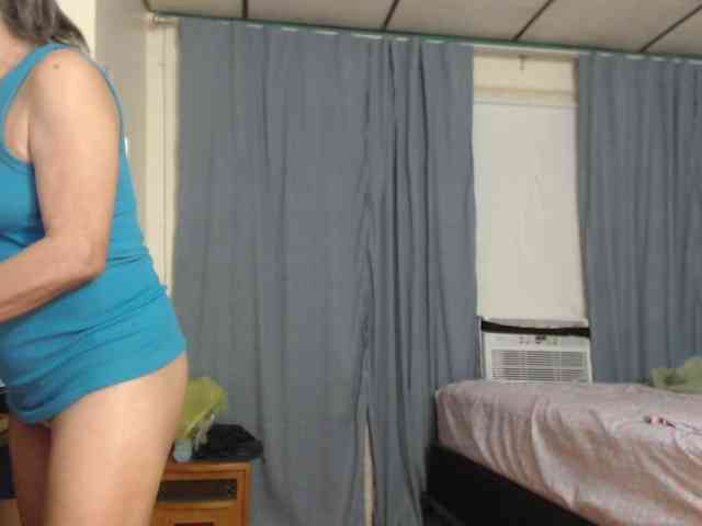 FIXMYASSTOO webcam