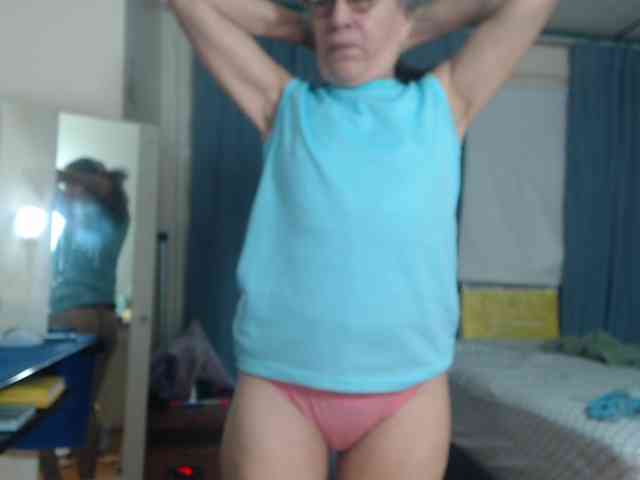 FIXMYASSTOO webcam