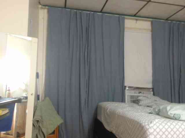 FIXMYASSTOO webcam