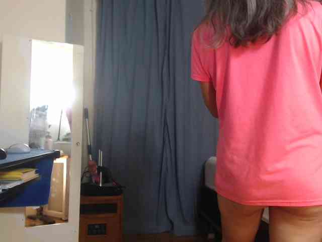 FIXMYASSTOO webcam