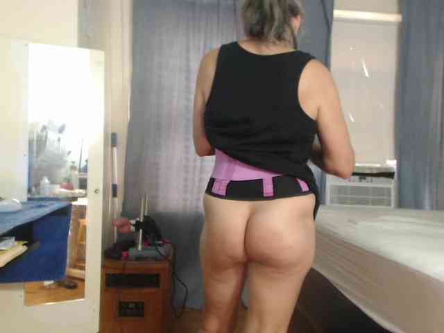 FIXMYASSTOO webcam