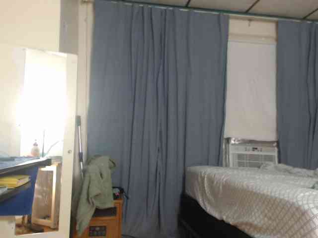 FIXMYASSTOO webcam