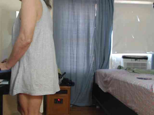 FIXMYASSTOO webcam
