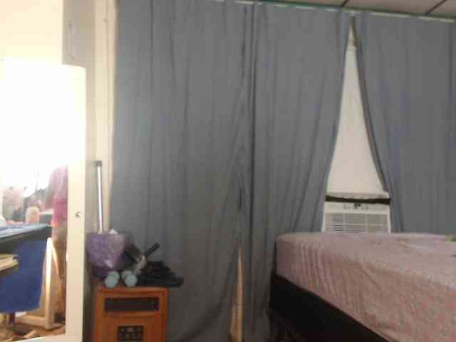 FIXMYASSTOO webcam