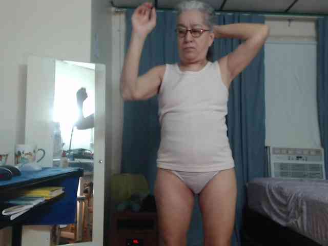 FIXMYASSTOO webcam