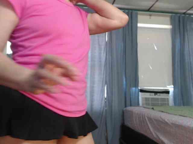 FIXMYASSTOO webcam