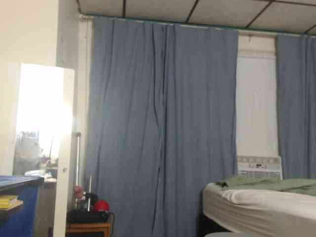 FIXMYASSTOO webcam
