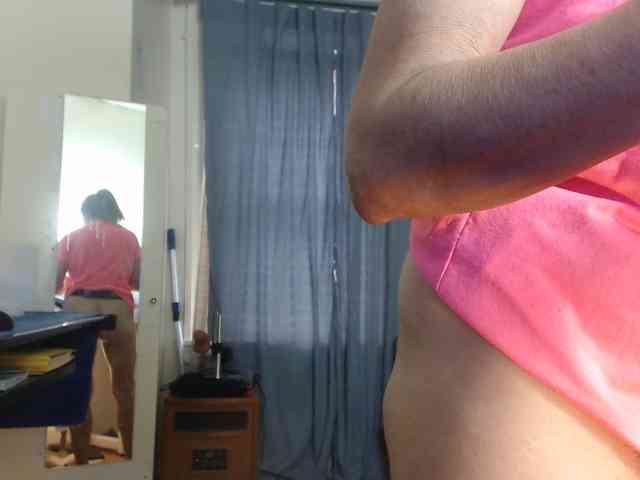 FIXMYASSTOO webcam