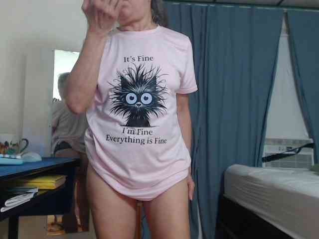FIXMYASSTOO webcam