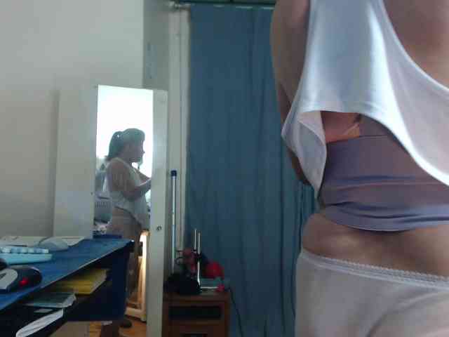 FIXMYASSTOO webcam