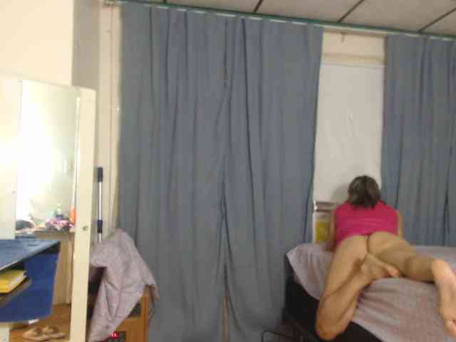FIXMYASSTOO webcam