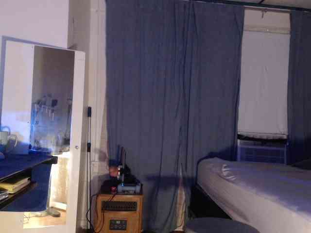 FIXMYASSTOO webcam