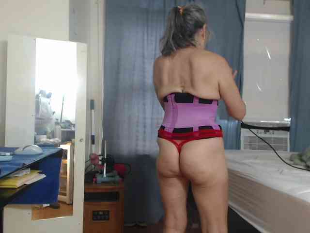 FIXMYASSTOO webcam