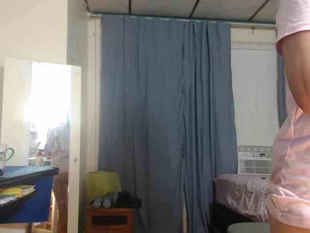 FIXMYASSTOO webcam