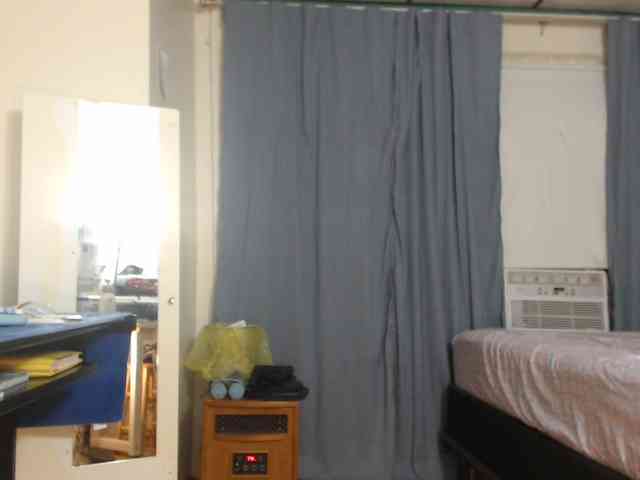FIXMYASSTOO webcam