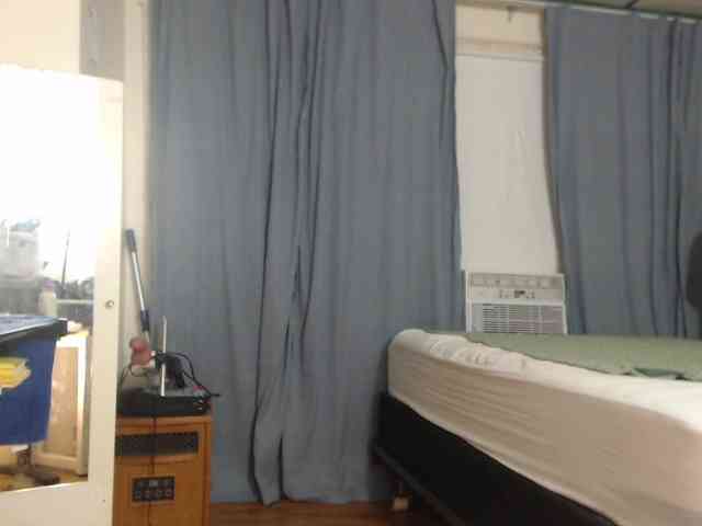 FIXMYASSTOO webcam