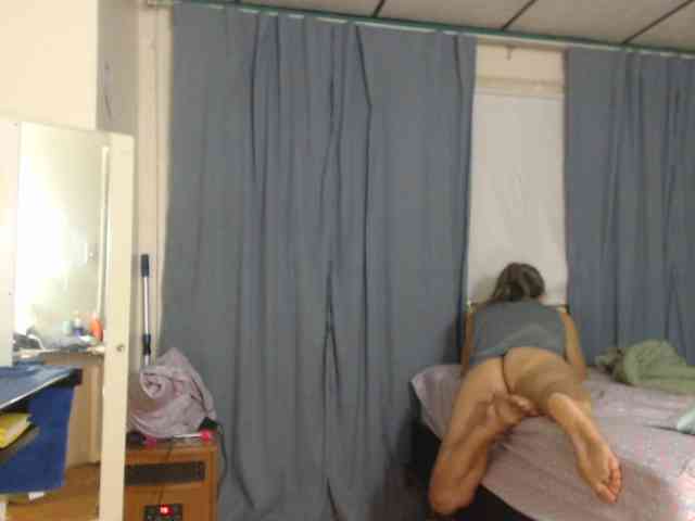 FIXMYASSTOO webcam