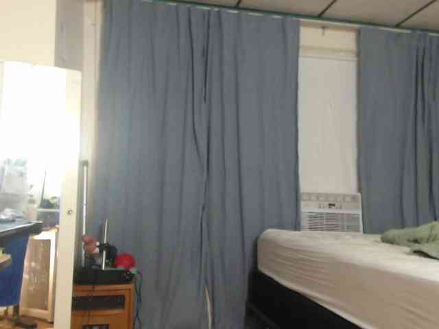 FIXMYASSTOO webcam