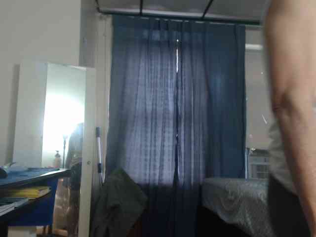 FIXMYASSTOO webcam
