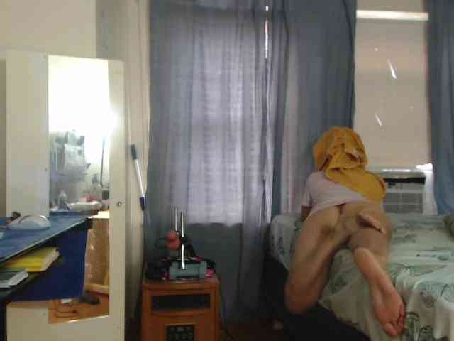 FIXMYASSTOO webcam