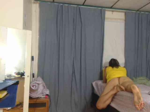 FIXMYASSTOO webcam