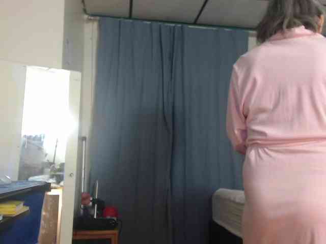 FIXMYASSTOO webcam