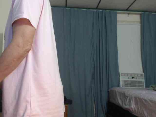 FIXMYASSTOO webcam