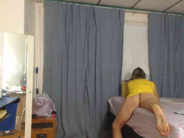 FIXMYASSTOO webcam