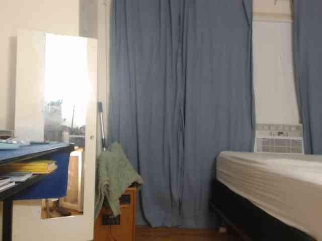 FIXMYASSTOO webcam