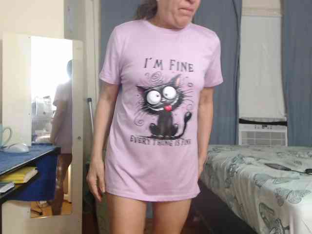FIXMYASSTOO webcam