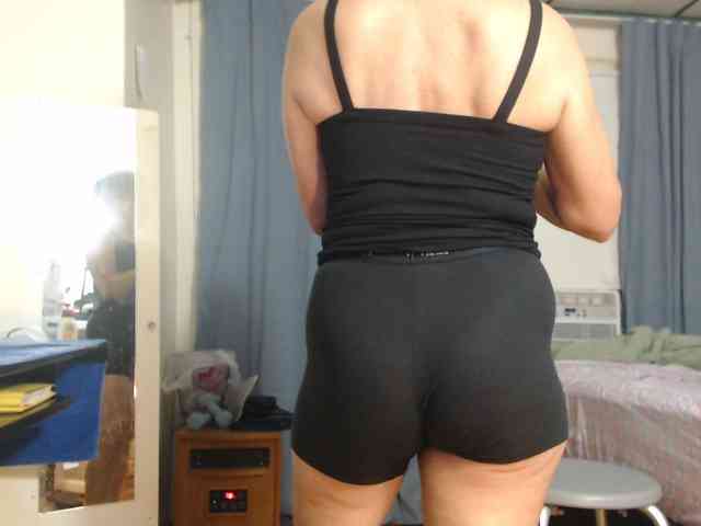 FIXMYASSTOO webcam