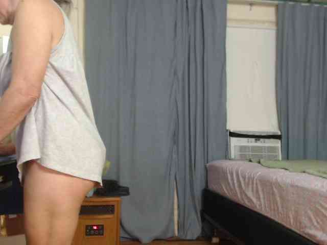 FIXMYASSTOO webcam