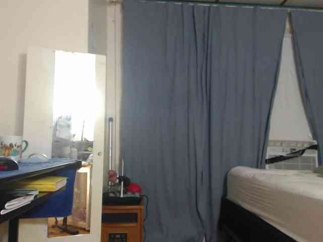 FIXMYASSTOO webcam