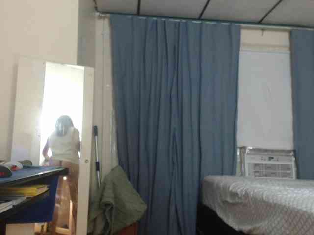 FIXMYASSTOO webcam