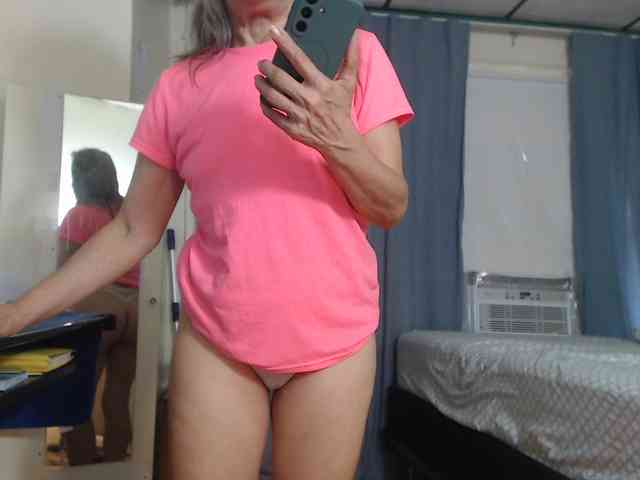 FIXMYASSTOO webcam