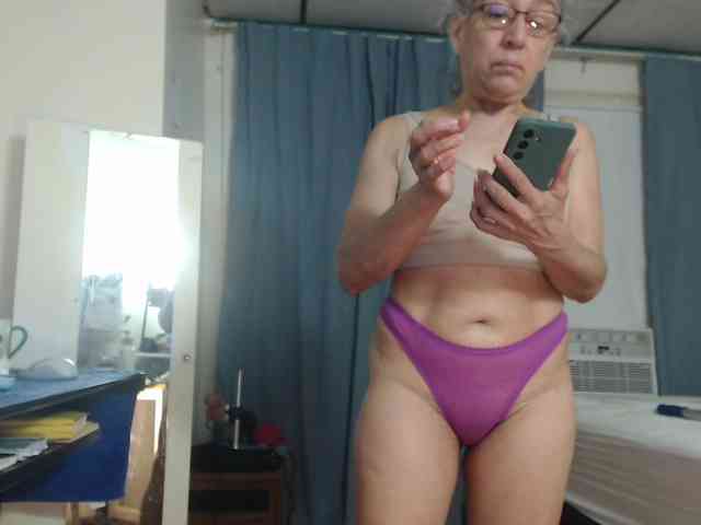 FIXMYASSTOO webcam