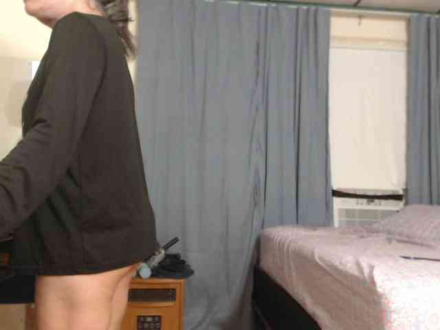 FIXMYASSTOO webcam