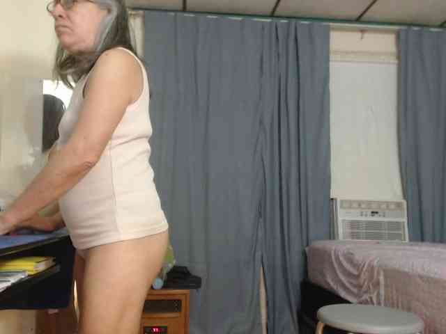 FIXMYASSTOO webcam