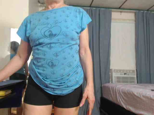 FIXMYASSTOO webcam