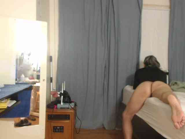 FIXMYASSTOO webcam